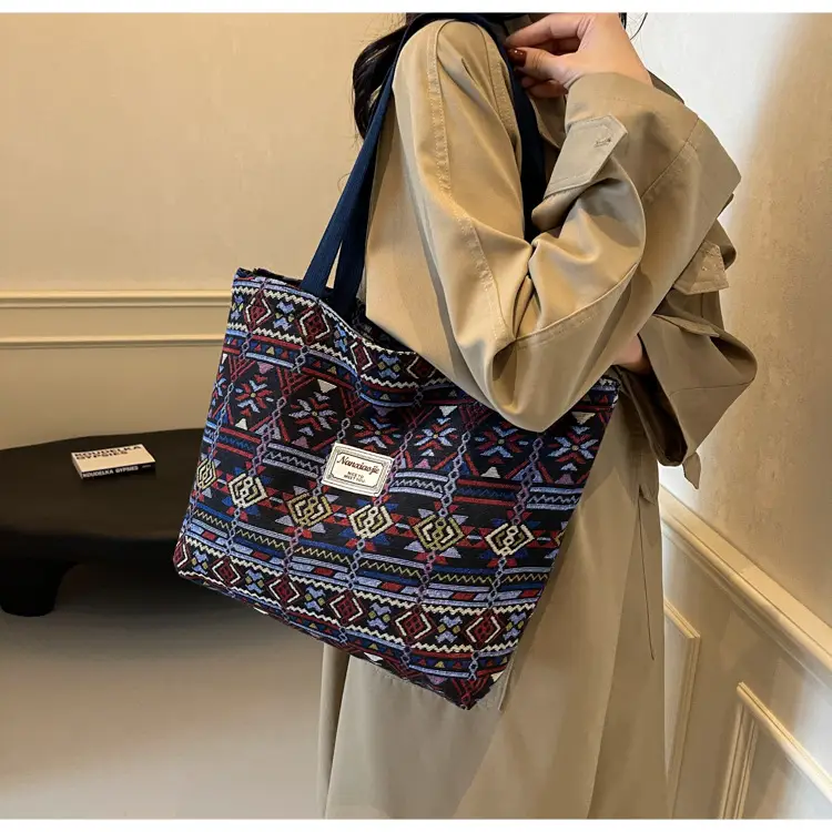 Women Retro Patterned Canvas Shoulder Crossbody Bag 2024 — feature 11