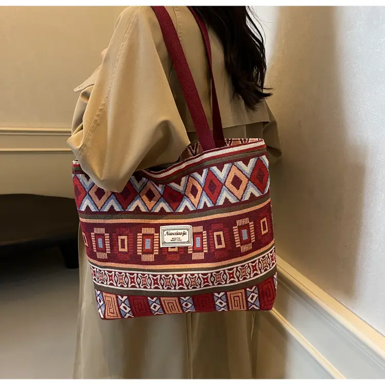 Women Retro Patterned Canvas Shoulder Crossbody Bag 2024 — feature 16