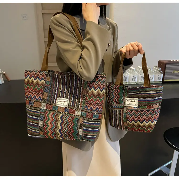 Women Retro Patterned Canvas Shoulder Crossbody Bag 2024 — feature 20