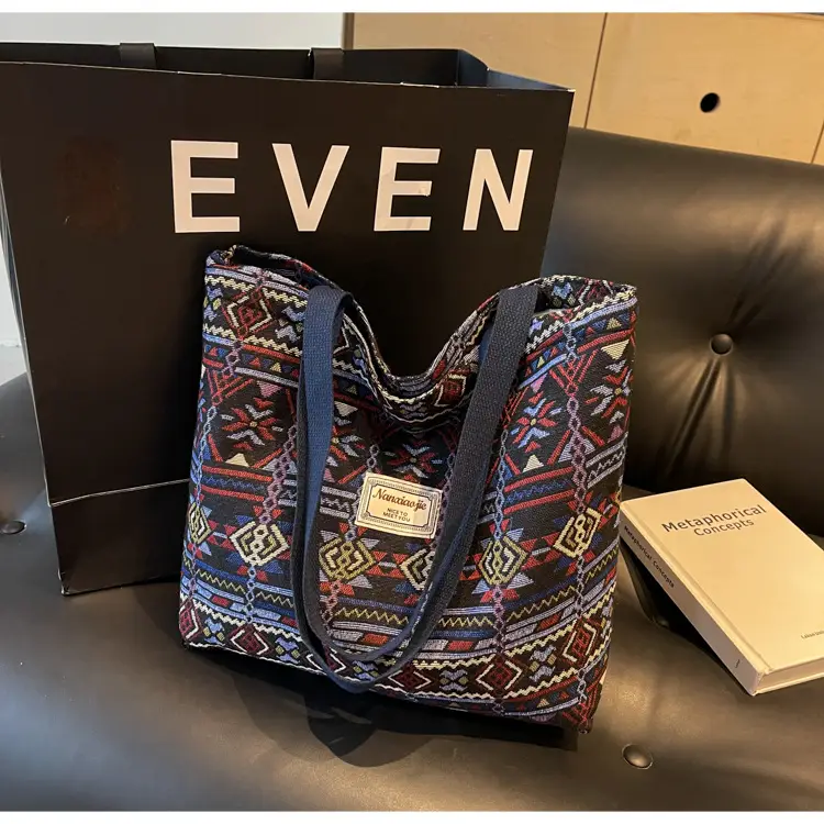 Women Retro Patterned Canvas Shoulder Crossbody Bag 2024 — feature 32