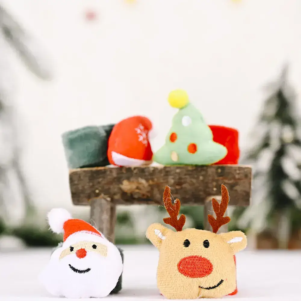 New Christmas Decorations Flannel Clap Circle Creative Old Man Snowman Children's Gift Christmas Bracelet - Image 3