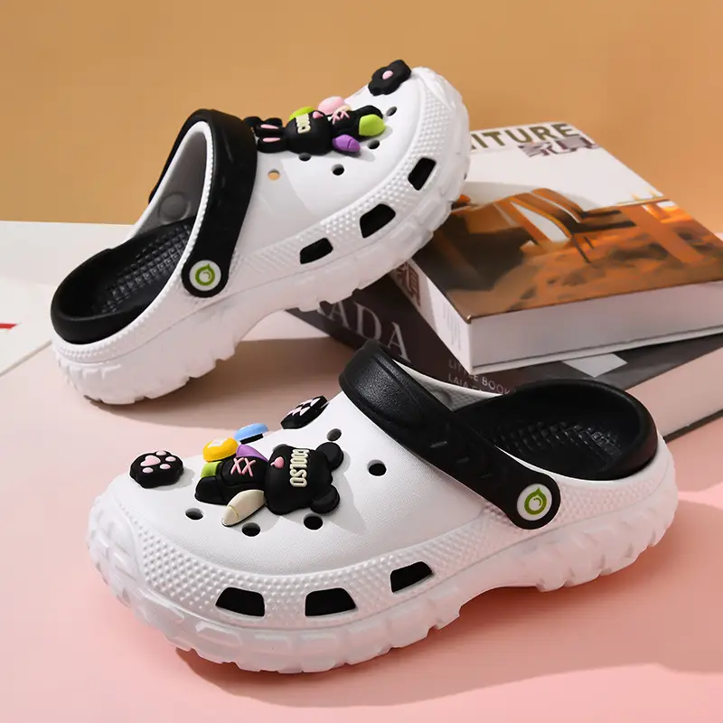 Hole Shoes Women's Thick Sole Non-slip Non-stinky Feet Violence Bear Baotou Slippers Summer Wear-resistant Height-increasing Cute Sandals - Image 6