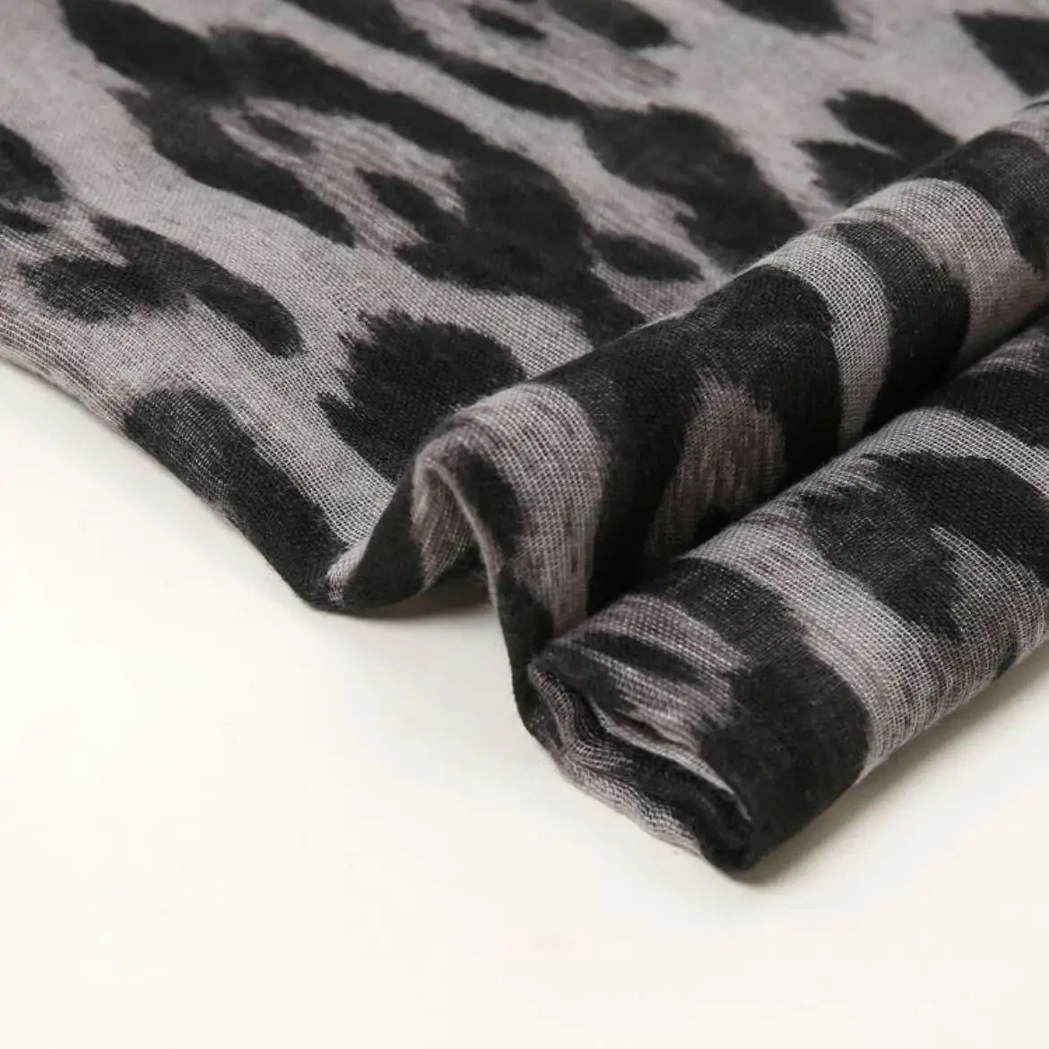 Leopard Print Women's Scarf Casual Travel Muslim Turban — feature 9