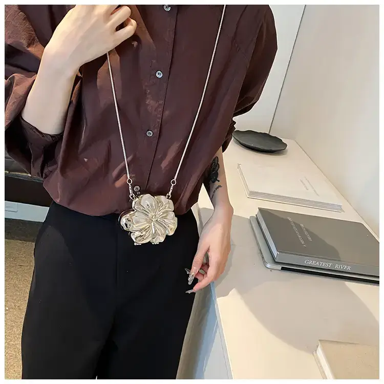 Artistic Flower Mini Crossbody Bag for Women — feature 9