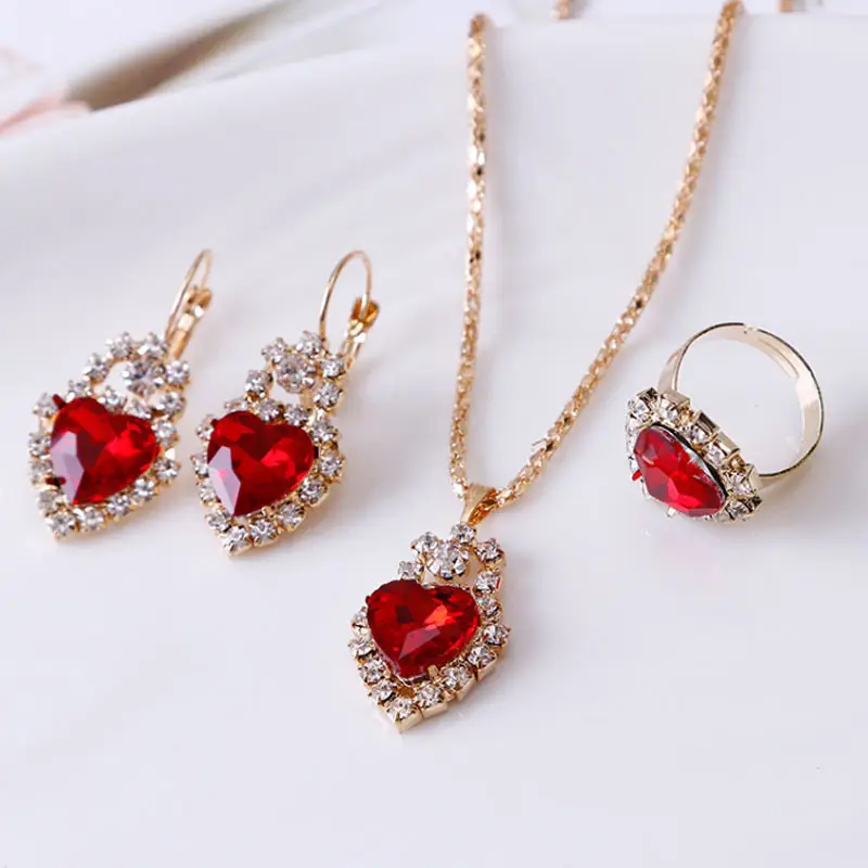 Heart Shaped 3-Piece Jewelry Set with Diamonds - Image 15