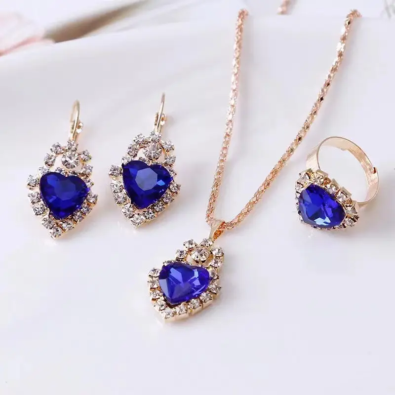 Heart Shaped 3-Piece Jewelry Set with Diamonds - Image 23