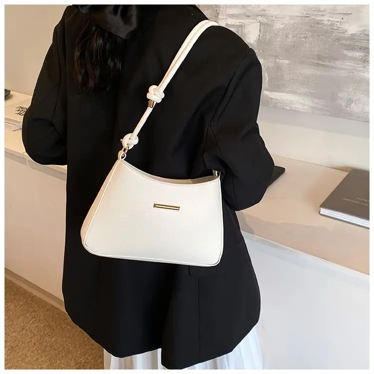 Black High-End Shoulder Bag for Women 2024 - Image 8