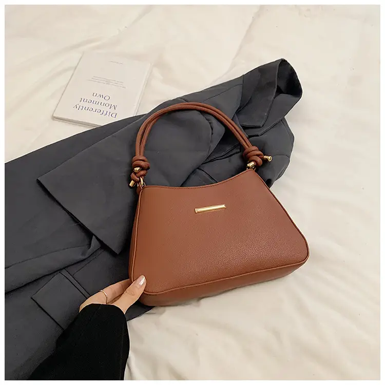 Black High-End Shoulder Bag for Women 2024 - Image 3