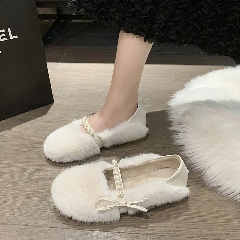 Women's Furry Shoes 2025 Autumn and Winter New Style Pearl Bow Round Toe Slip-On Outer Slippers Two-Wear Lazy Shoes - Image 3