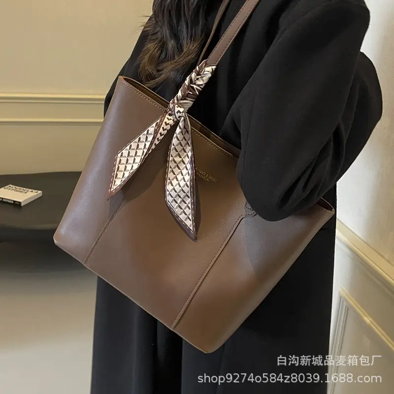 Vintage Style Large Shoulder Bag for Women 2026 - Image 6