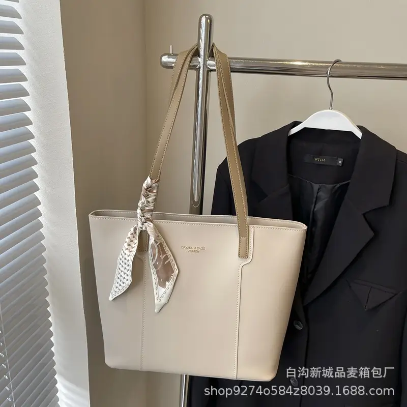 Vintage Style Large Shoulder Bag for Women 2026 - Image 4