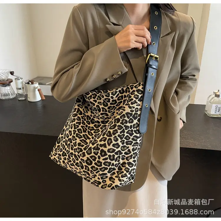 Leopard Print Large Canvas Shoulder Bag for Women — feature 11