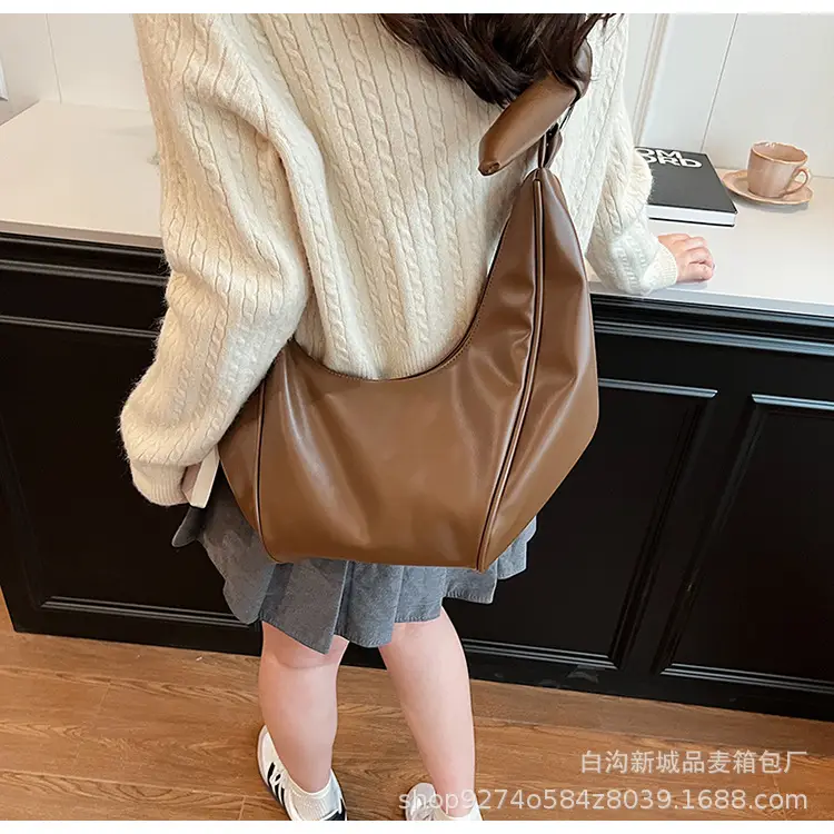 Retro Brown Leather Shoulder Bag for Women 2026 — feature 13