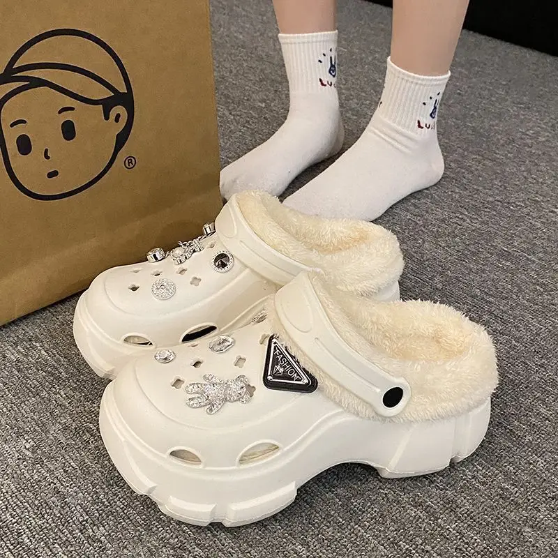 Add velvet cotton hole shoes women's autumn and winter inner container 2024 new outdoor wear height-increasing thick-soled Mao Mao cotton slippers winter