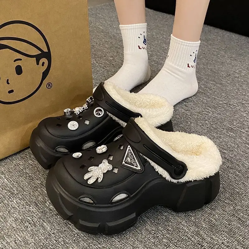 Add velvet cotton hole shoes women's autumn and winter inner container 2024 new outdoor wear height-increasing thick-soled Mao Mao cotton slippers winter