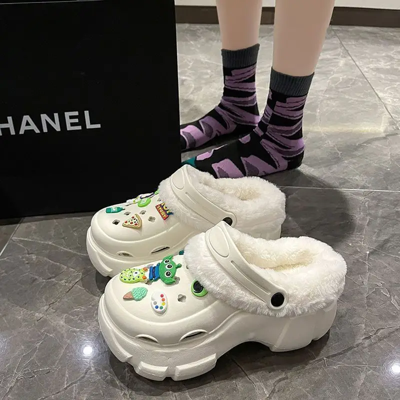 Add velvet cotton hole shoes women's autumn and winter inner container 2024 new outdoor wear height-increasing thick-soled Mao Mao cotton slippers winter