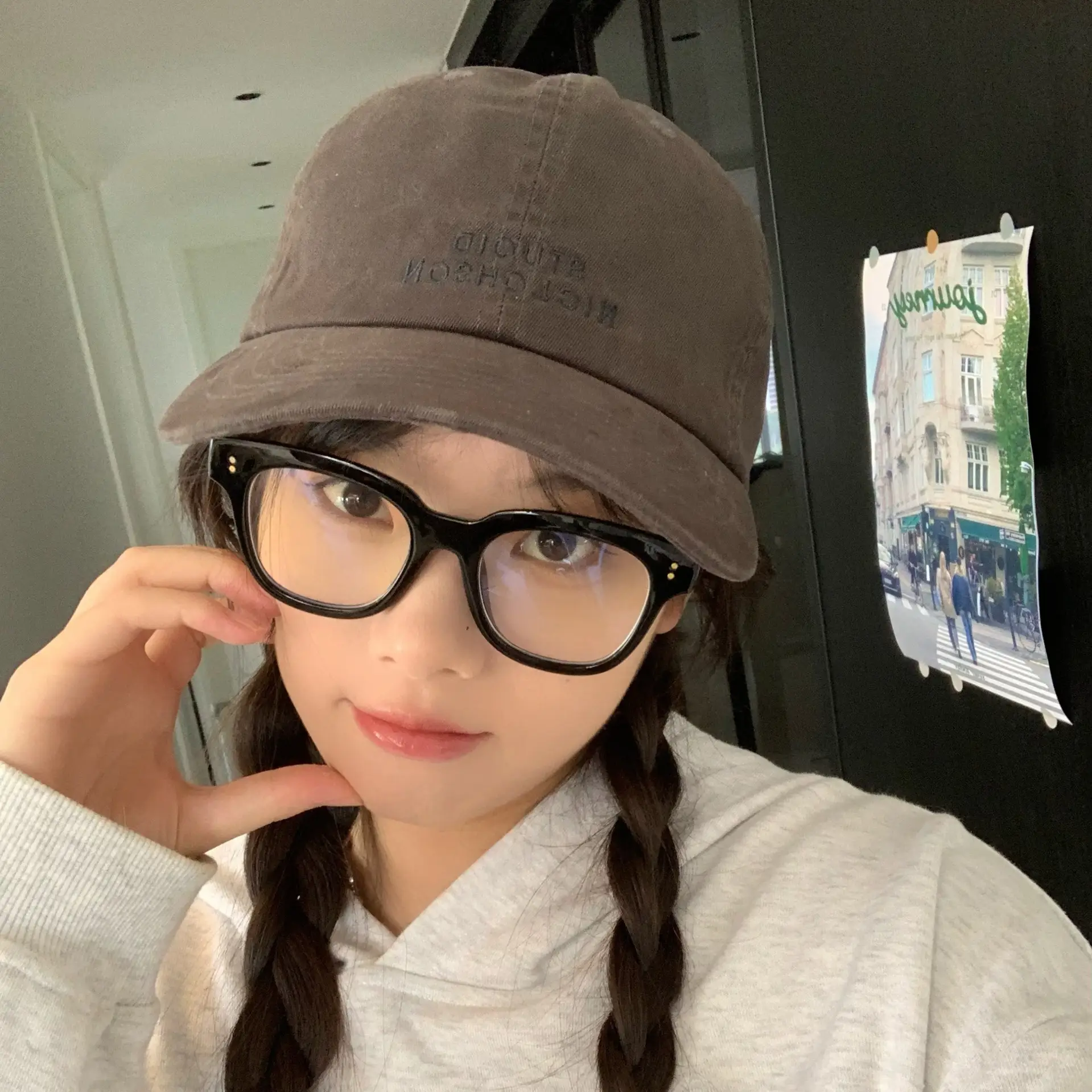 Stupid Niclohson Beige Peaked Baseball Cap - Image 11