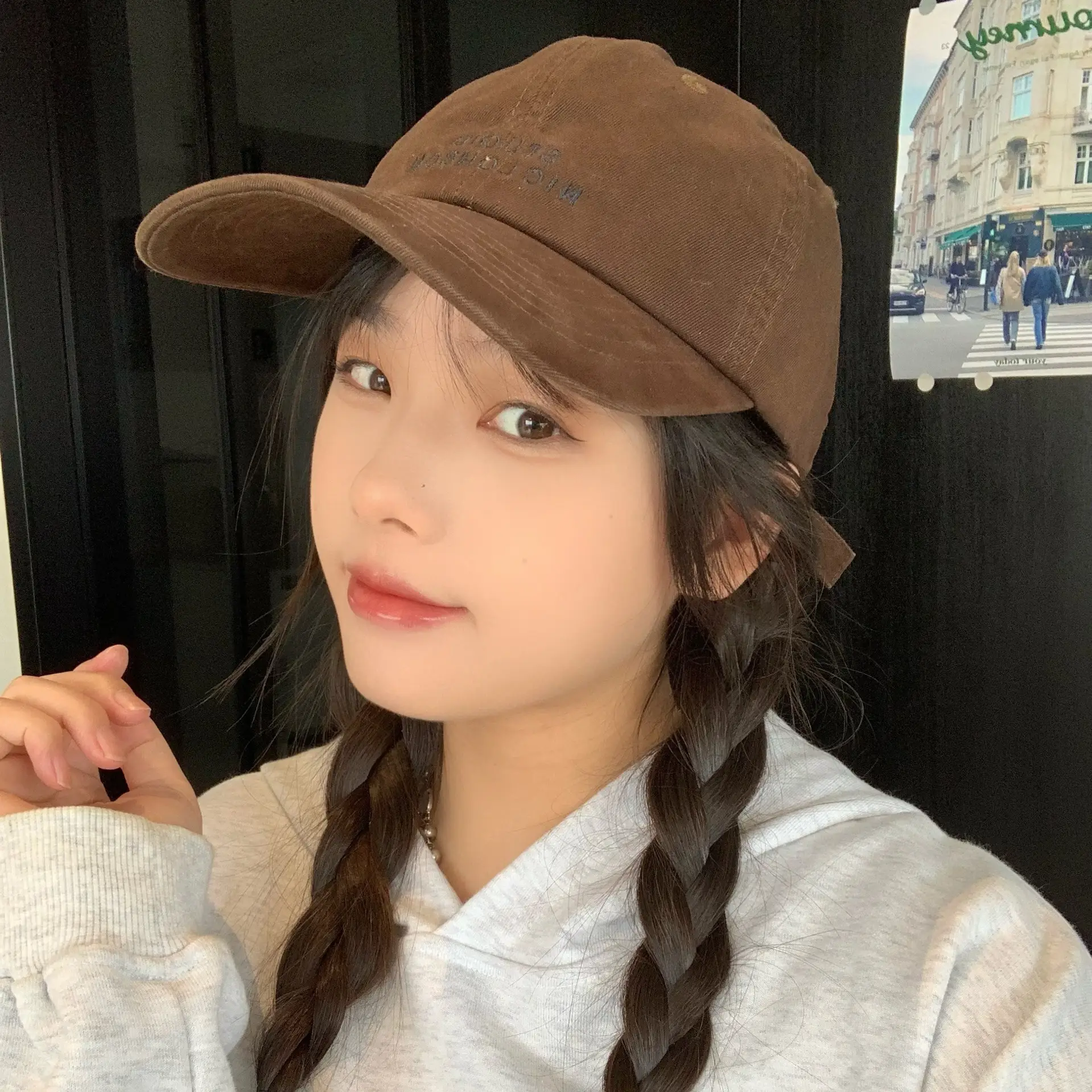Stupid Niclohson Beige Peaked Baseball Cap - Image 12