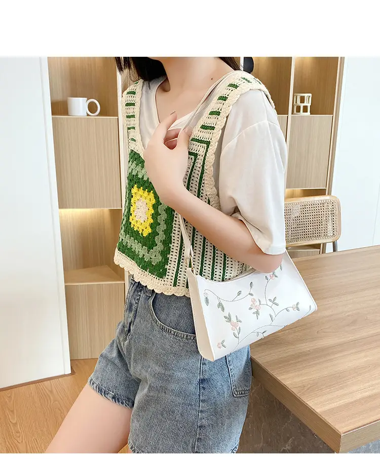 Elegant Embroidered Women's Underarm Bag Beige — feature 11