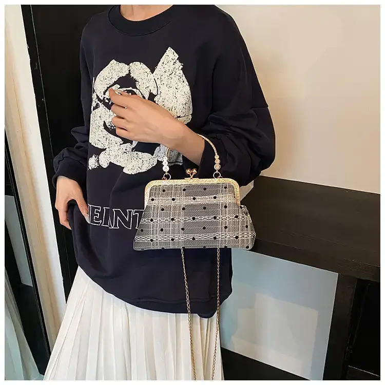 Women's Shell Bag with Chain & Wave Point Design — feature 11