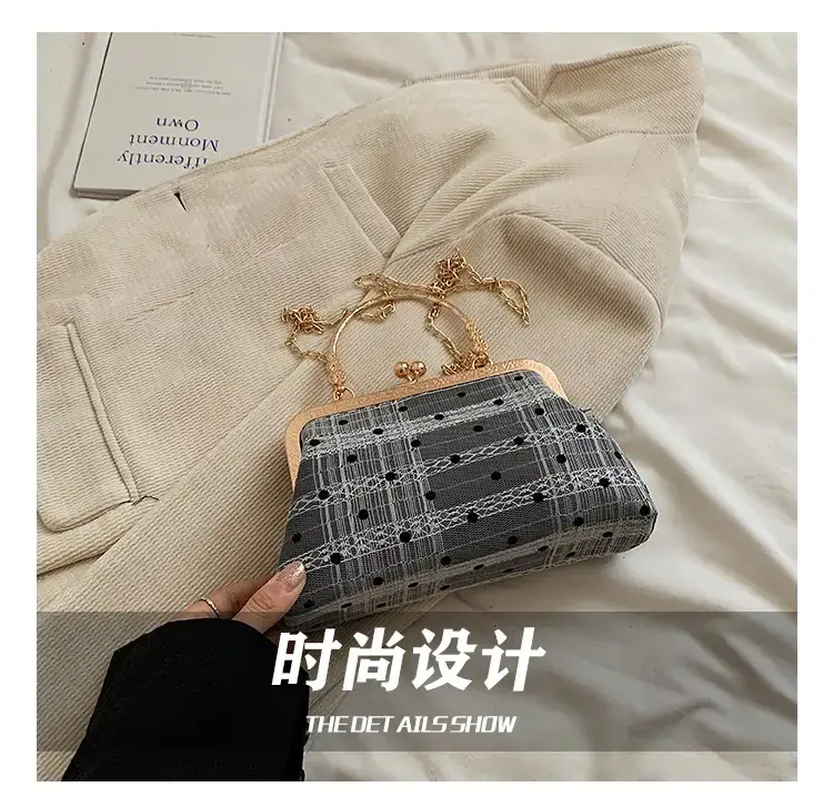 Women's Shell Bag with Chain & Wave Point Design — feature 6