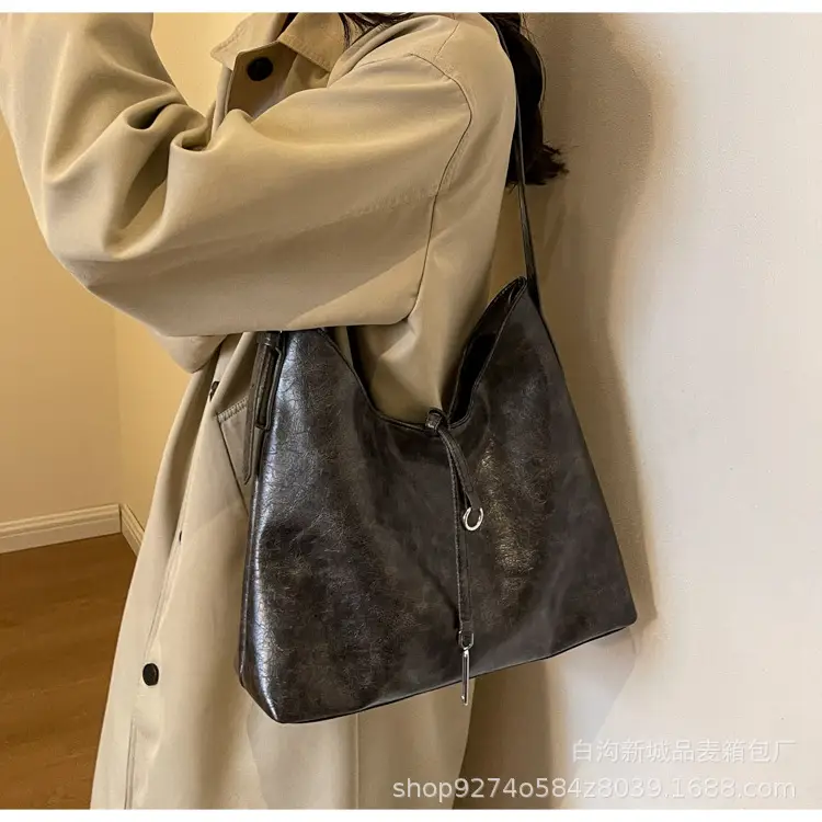 Korean Style Brown Leather Commuter Shoulder Bag for Women — feature 17