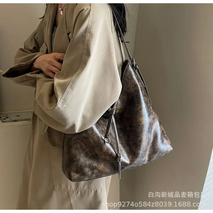 Korean Style Brown Leather Commuter Shoulder Bag for Women — feature 20