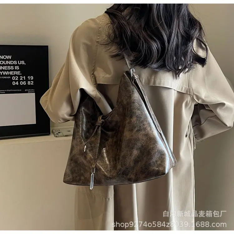Korean Style Brown Leather Commuter Shoulder Bag for Women — feature 21