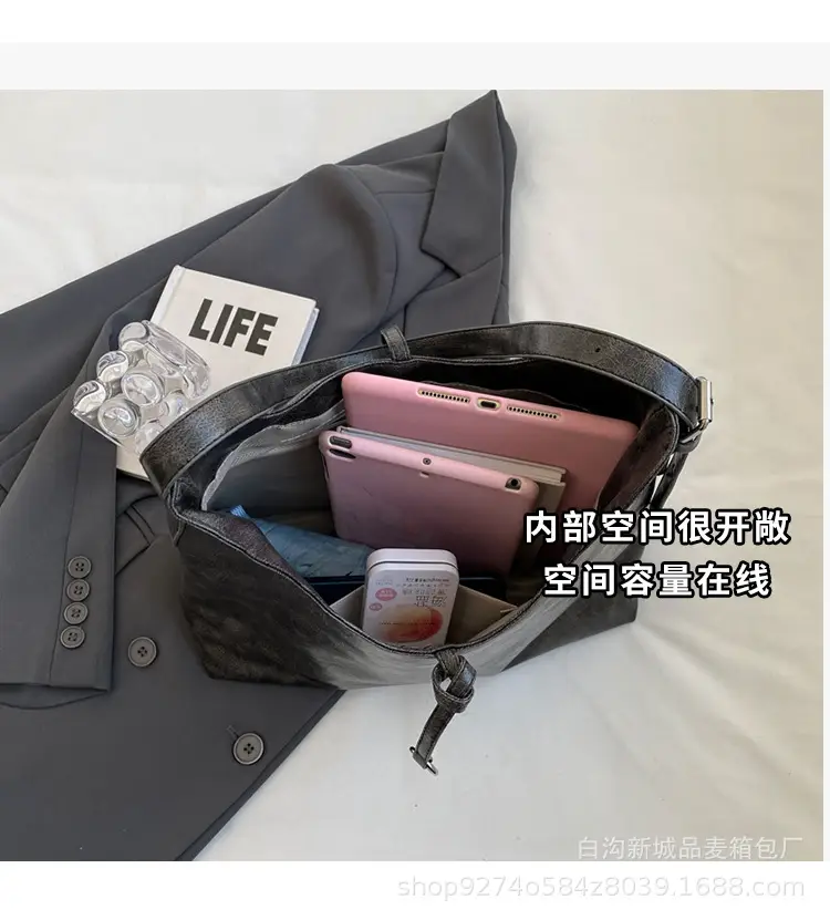 Korean Style Brown Leather Commuter Shoulder Bag for Women — feature 7