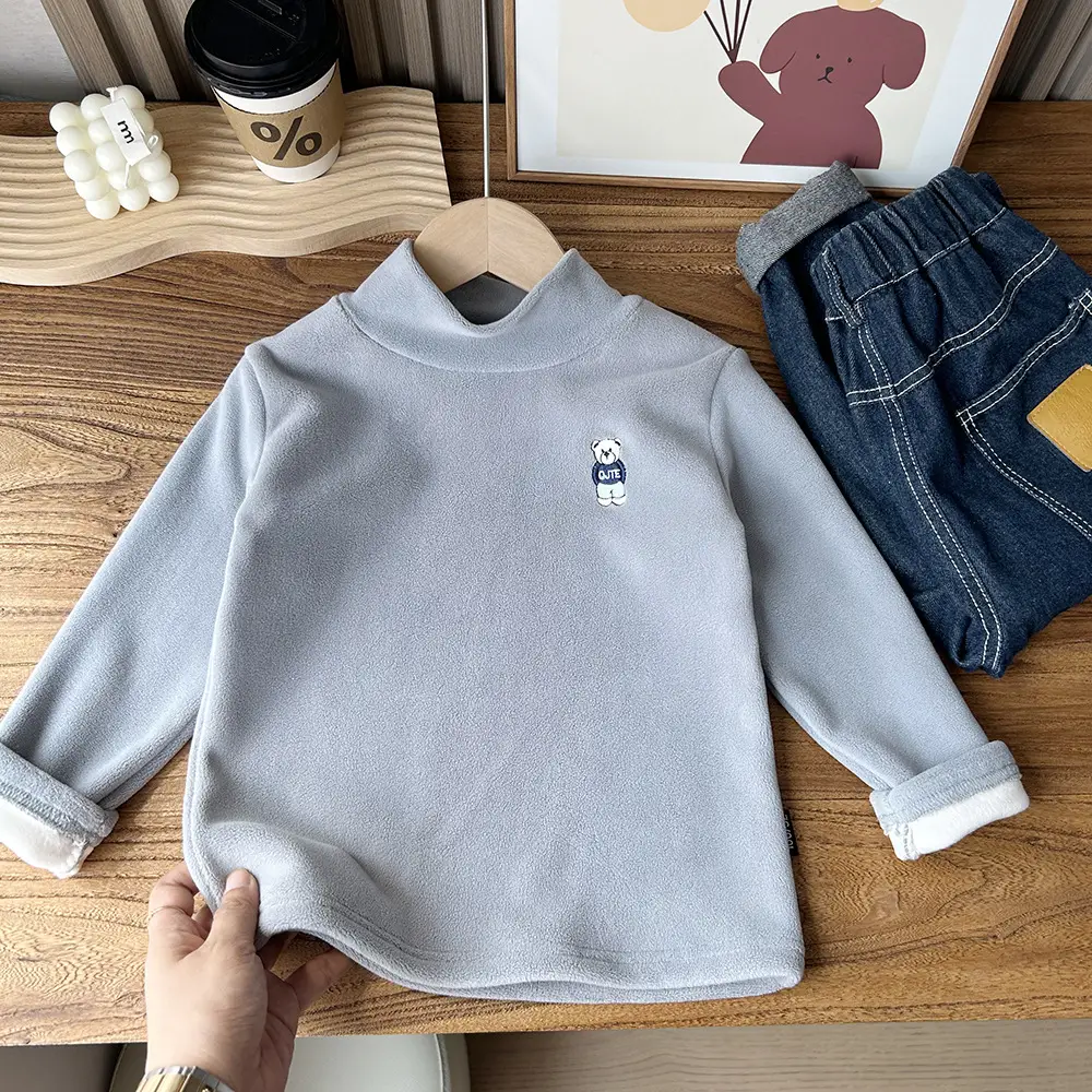 2024 Winter Boys Fleece T-Shirt Light Grey Cartoon Print — feature 5