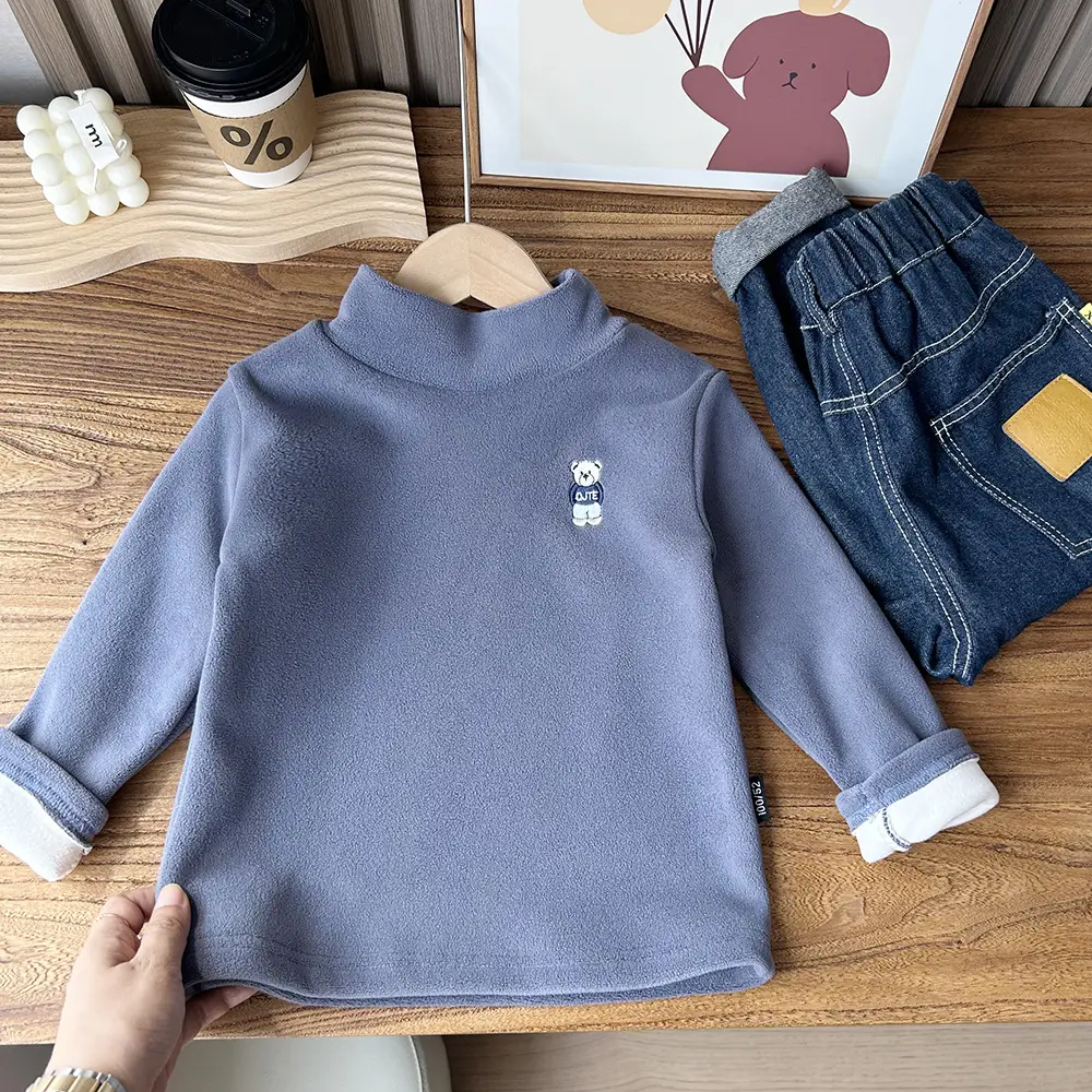 2024 Winter Boys Fleece T-Shirt Light Grey Cartoon Print - Image 3