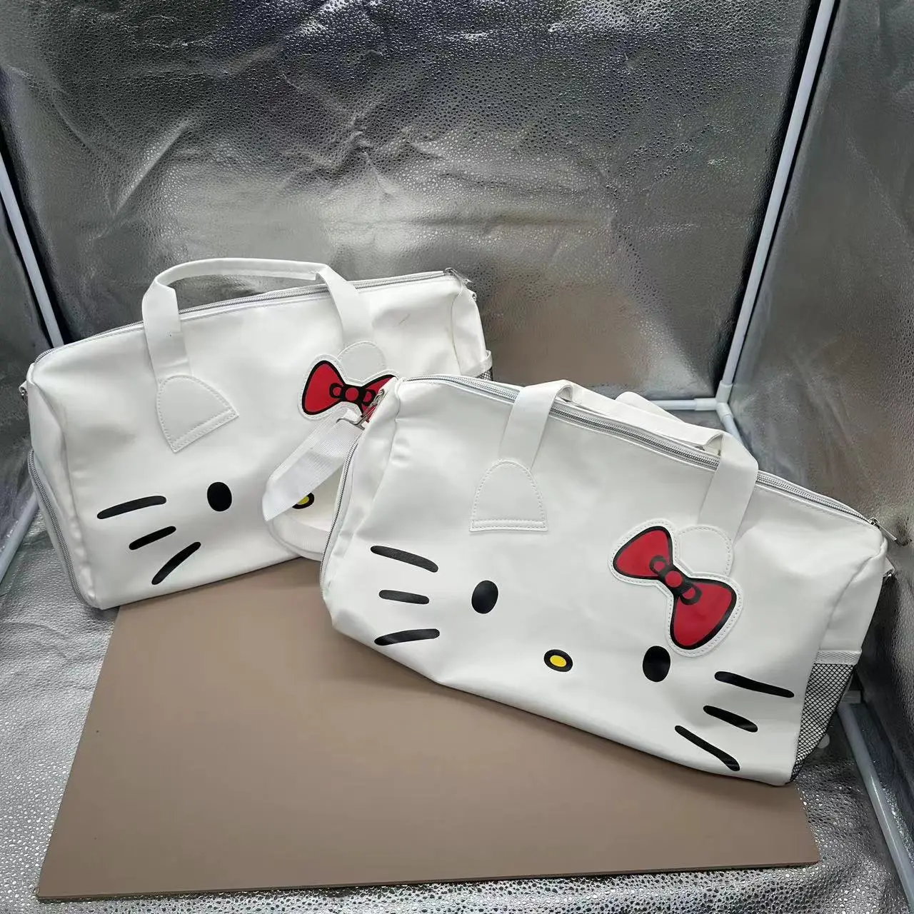 Hello Kitty Travel Bag White Large Capacity Crossbody - Image 3