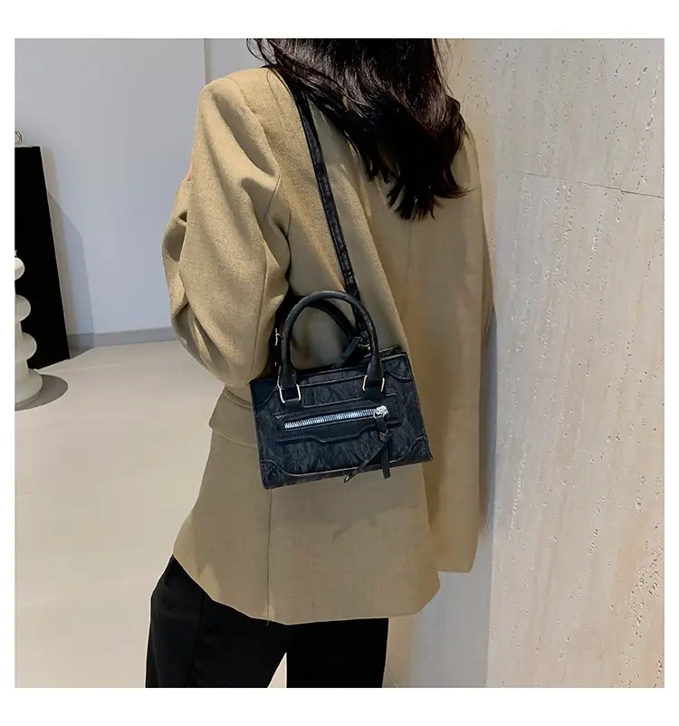 Light Blue Korean Fashion Shoulder Bag 2024 — feature 14