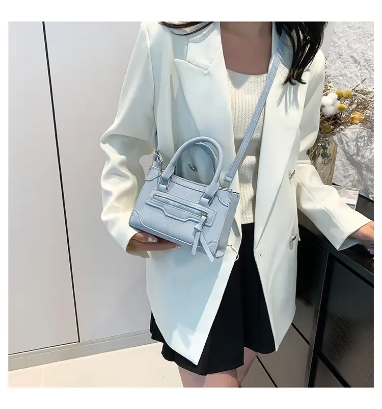 Light Blue Korean Fashion Shoulder Bag 2024 — feature 19