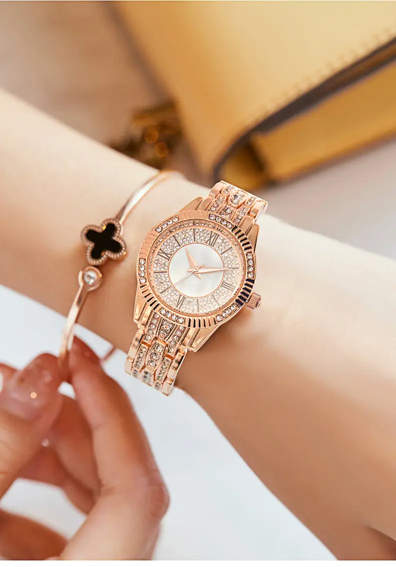 Gold Rose Gold Women's Quartz Watch with Starry Sky Dial — feature 2