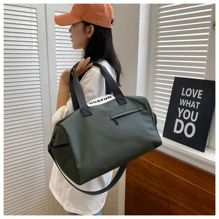 Black 2024 New Single Shoulder Messenger Bag — feature 32
