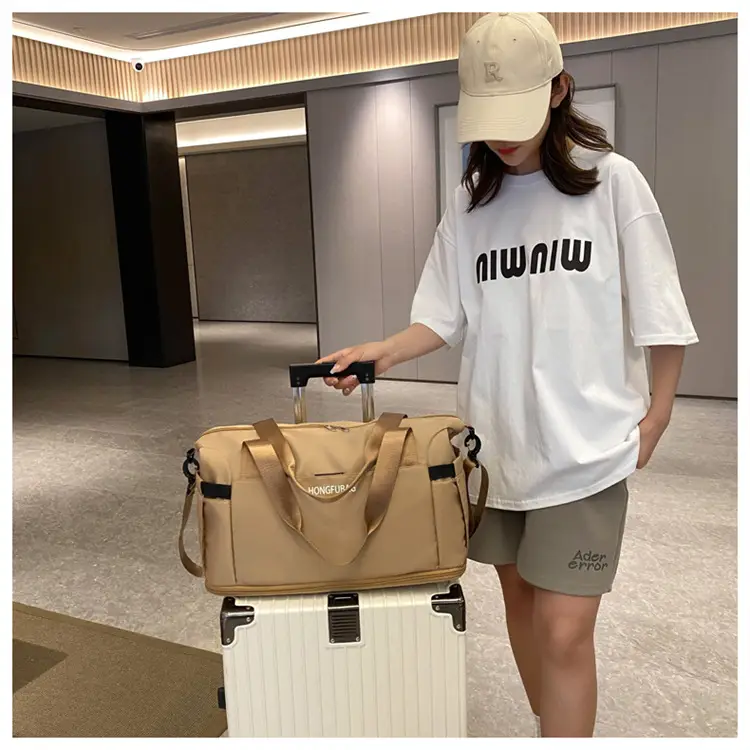 Women's Large Crossbody Travel Bag Light White — feature 27