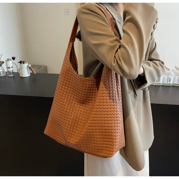 Women's Large Capacity Woven Tote Bag Summer 2024 — feature 17