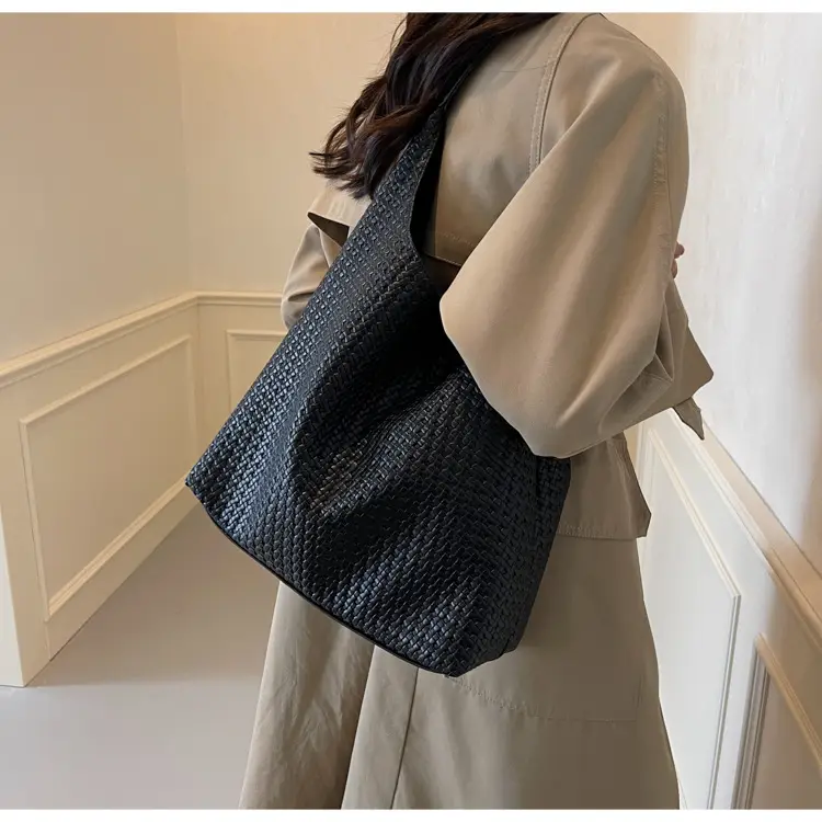 Women's Large Capacity Woven Tote Bag Summer 2024 — feature 22