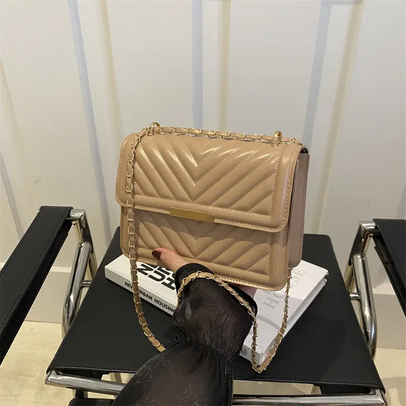 Black Quilted Crossbody Bag for Women 2024 - Image 8