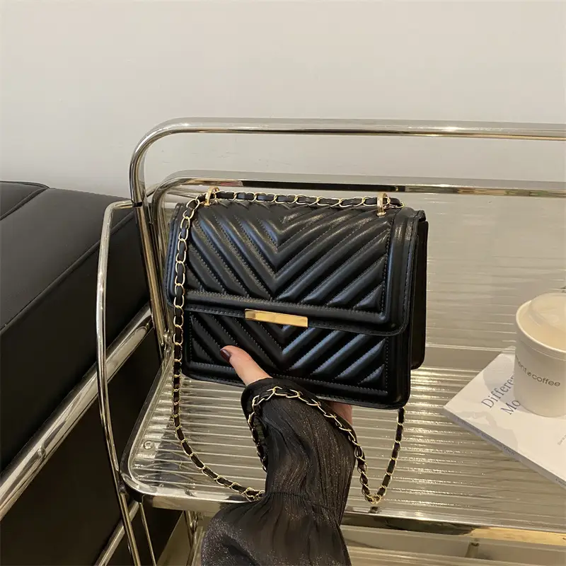 Black Quilted Crossbody Bag for Women 2024 - Image 9