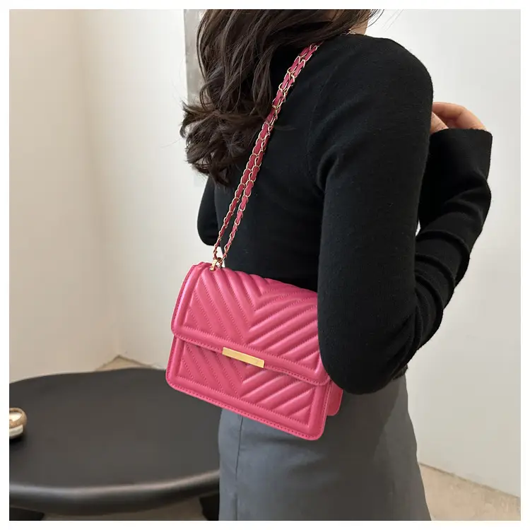 Black Quilted Crossbody Bag for Women 2024 — feature 8