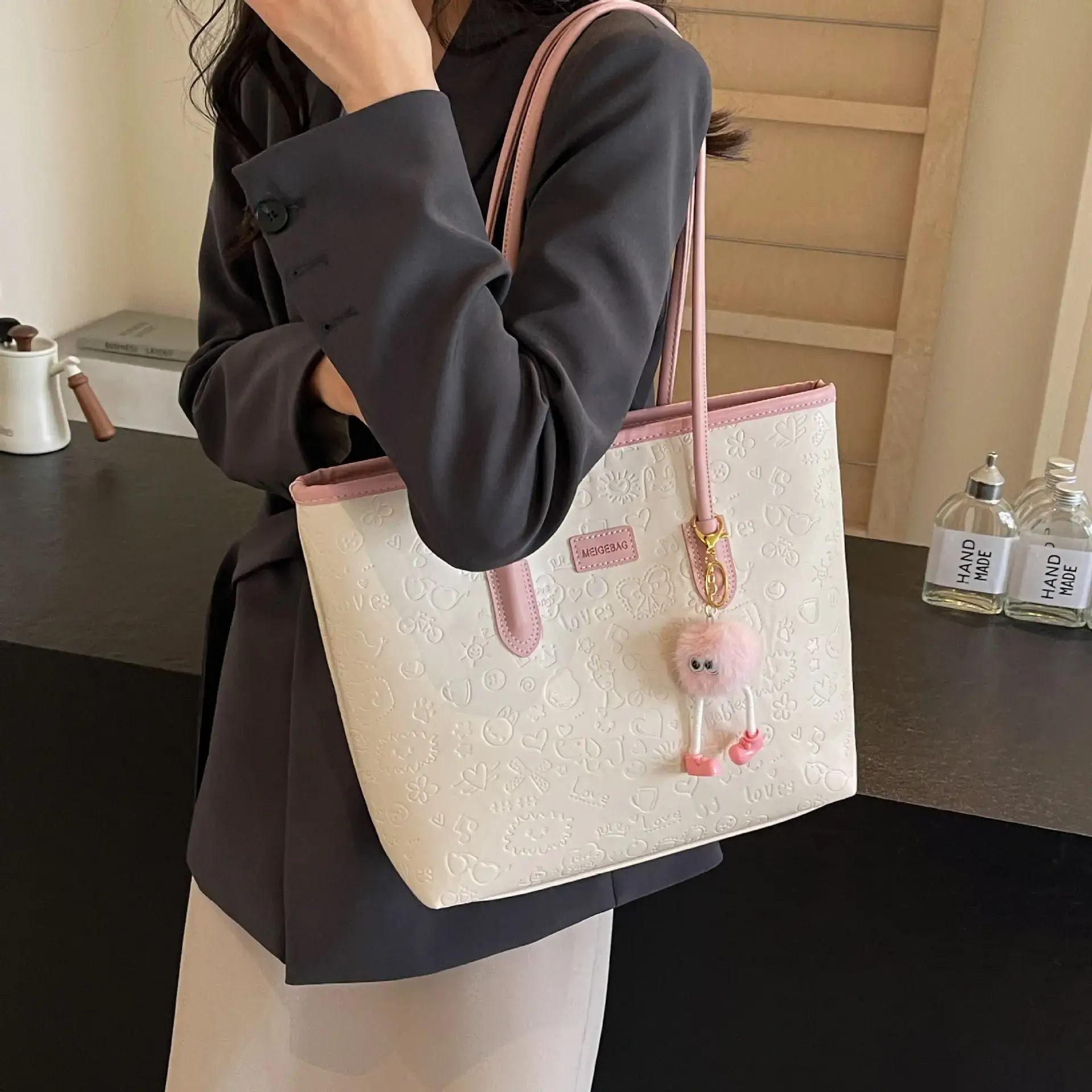 Women's Large Capacity Tote Bag with Cute Charm - Image 10