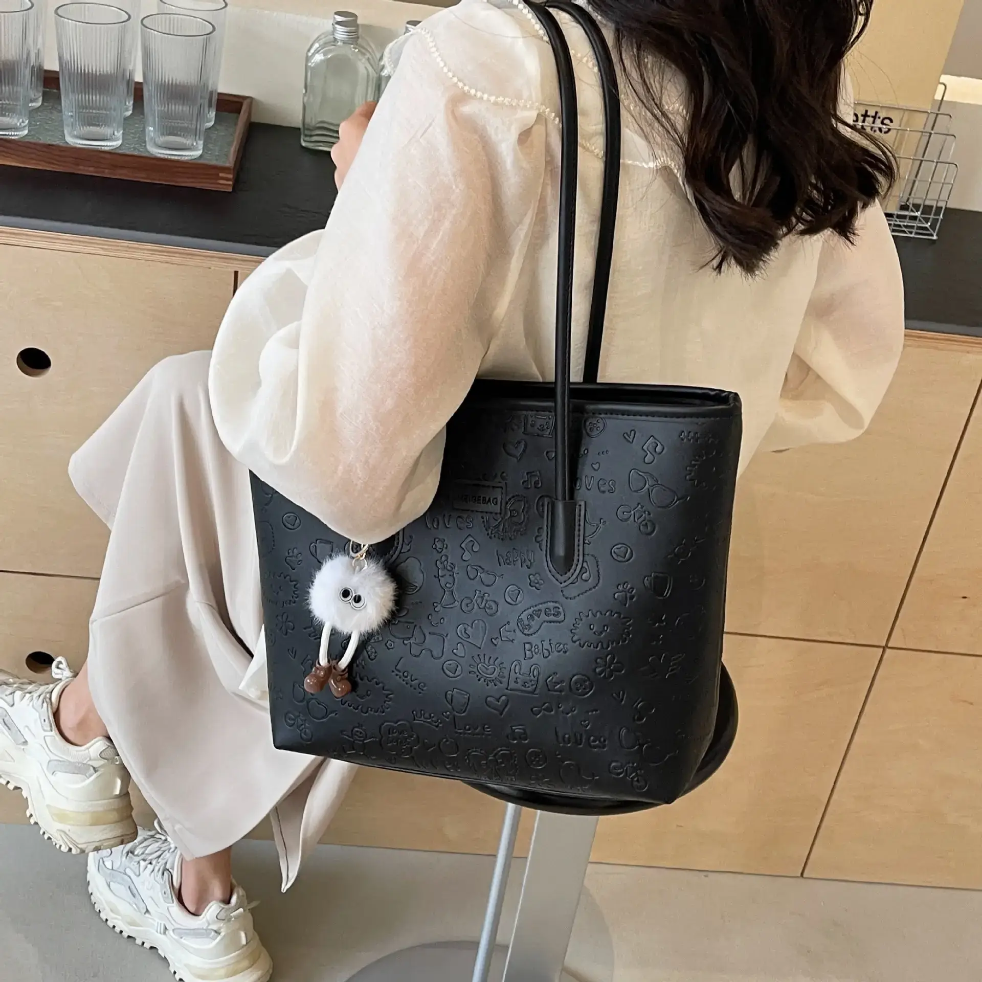 Women's Large Capacity Tote Bag with Cute Charm — feature 11