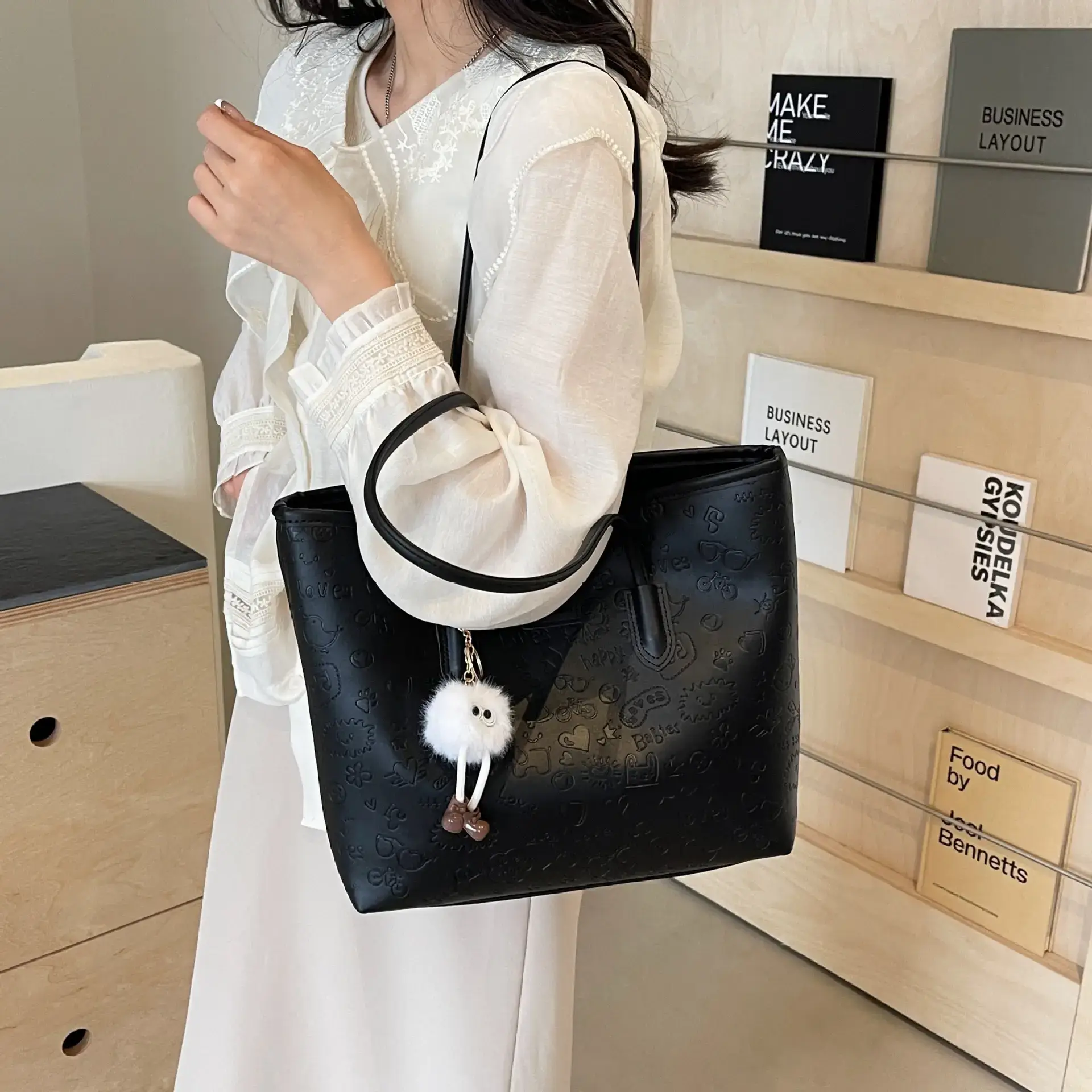 Women's Large Capacity Tote Bag with Cute Charm — feature 13