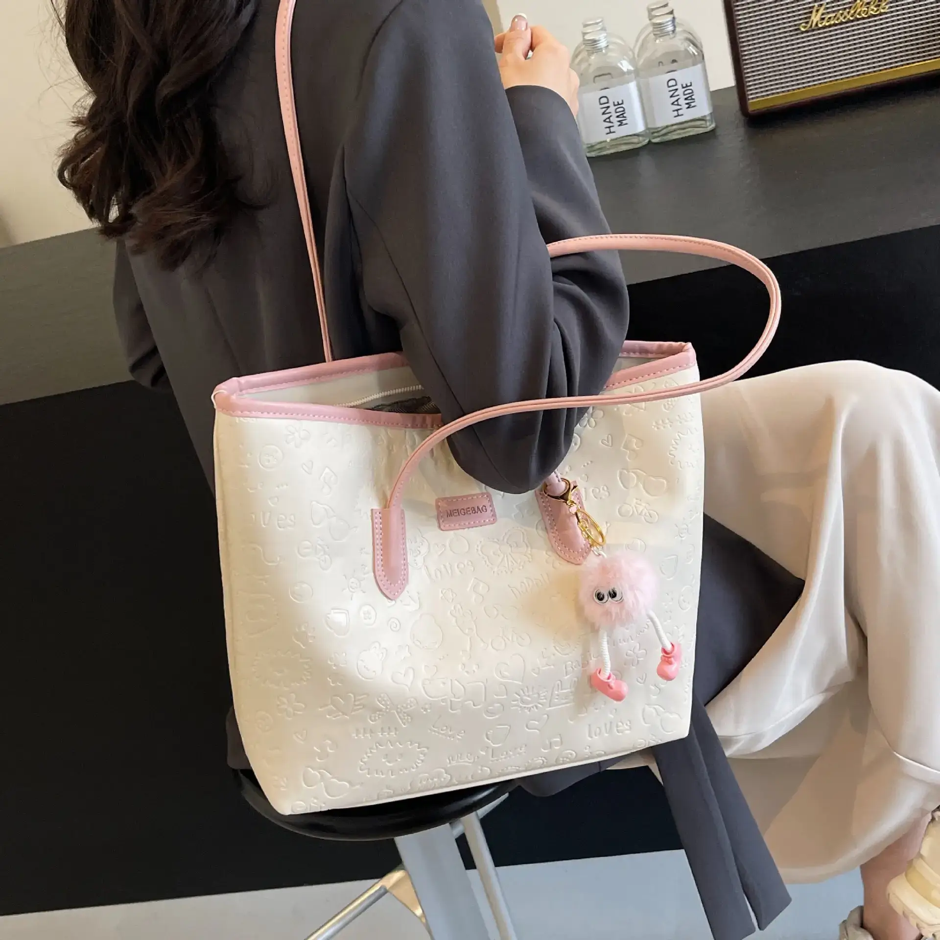 Women's Large Capacity Tote Bag with Cute Charm — feature 18