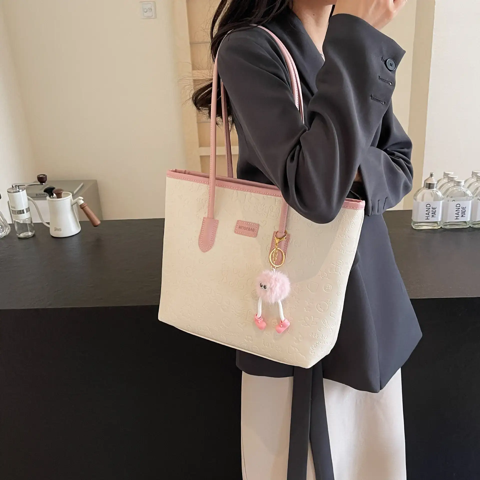Women's Large Capacity Tote Bag with Cute Charm — feature 23