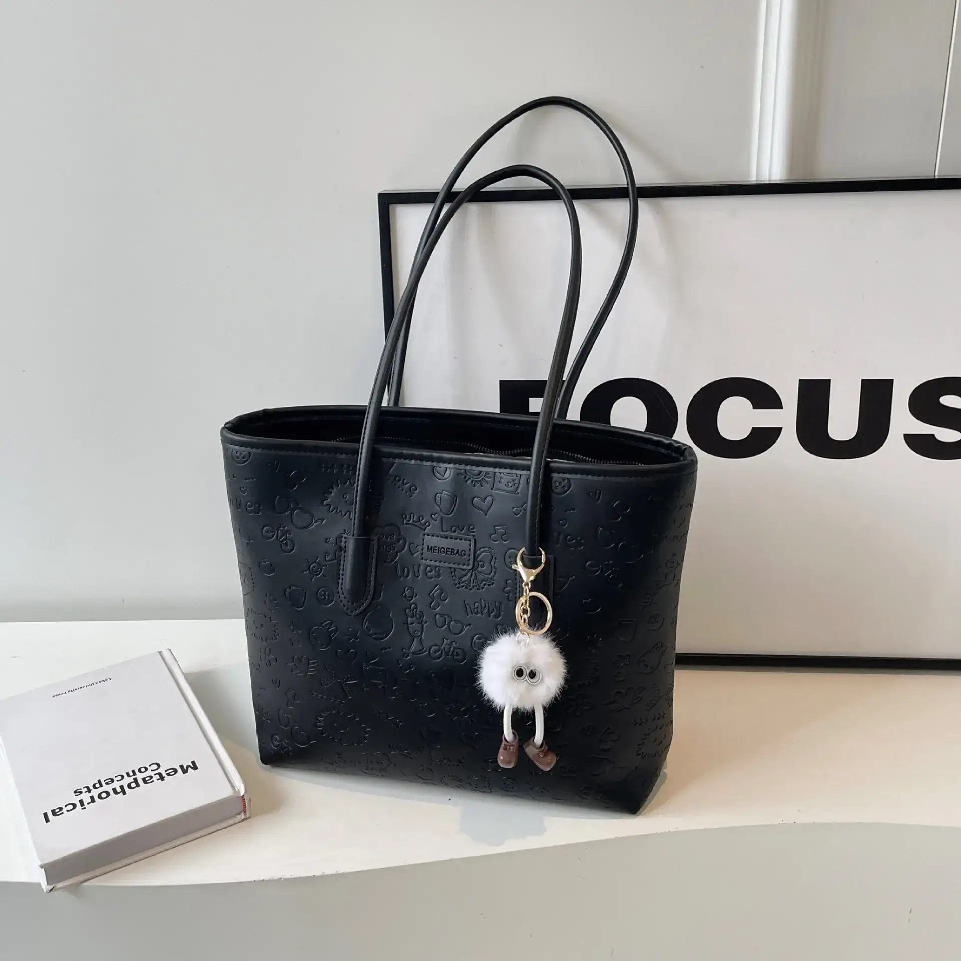 Women's Large Capacity Tote Bag with Cute Charm - Image 5