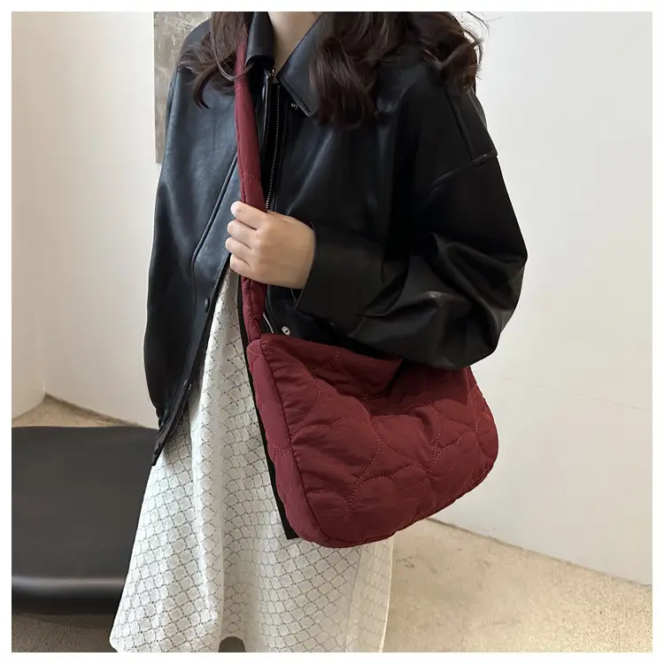 Korean Rhombic Puffer Shoulder Bag Olive Green — feature 13
