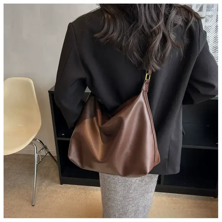Brown Leather Shoulder Bag Women Autumn Winter — feature 17